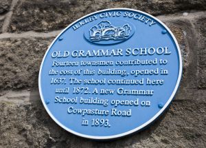 ilkley old grammar school plaque sm.jpg